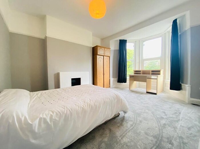 1 Bedroom Terraced House To Rent In Alexandra Road, Mutley, Plymouth, PL4