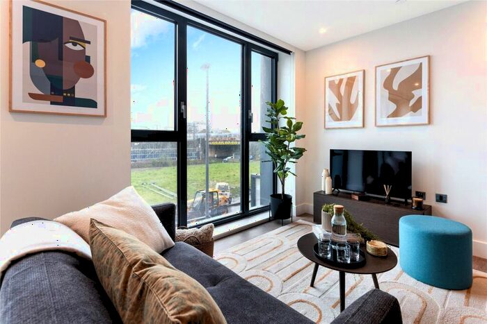 2 Bedroom Apartment To Rent In Uncle Leeds, Whitehall, LS12