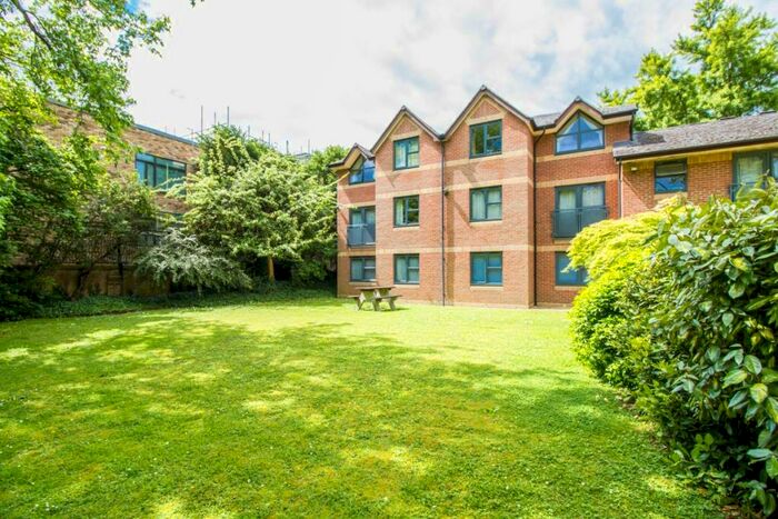 2 Bedroom Apartment To Rent In Poets Place, Oxford, OX2