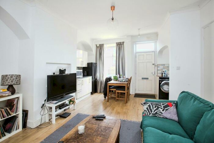 3 Bedroom Terraced House For Sale In Fountain Street, Queensbury, Bradford, West Yorkshire, BD13