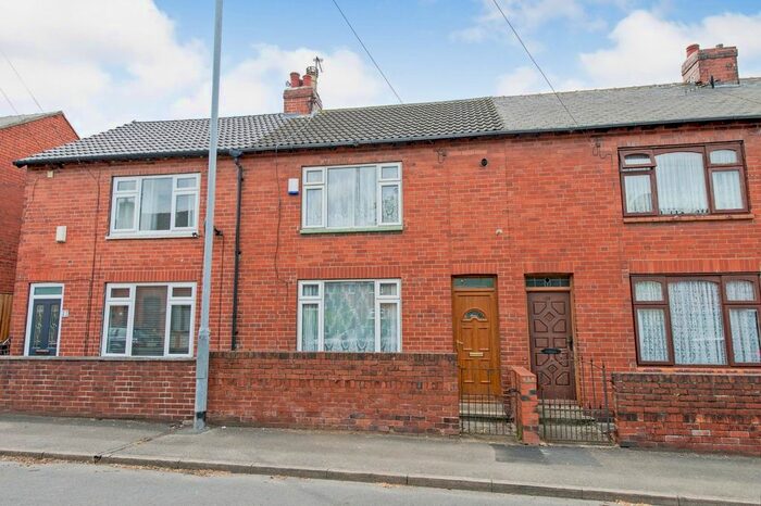 3 Bedroom Terraced House To Rent In Joffre Avenue, Castleford, West Yorkshire, WF10