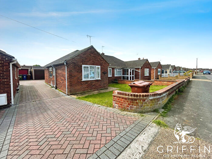 2 Bedroom Bungalow To Rent In Priory Road, Stanford Le Hope, SS17