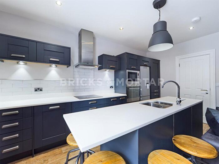 4 Bedroom Apartment To Rent In (£Pppw) St. James Street, City Centre, NE1