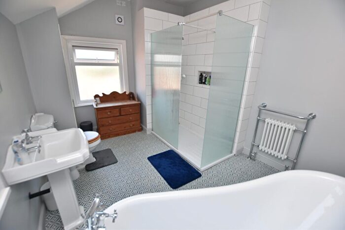 3 Bedroom Terraced House For Sale In Storer Road, Loughborough, LE11