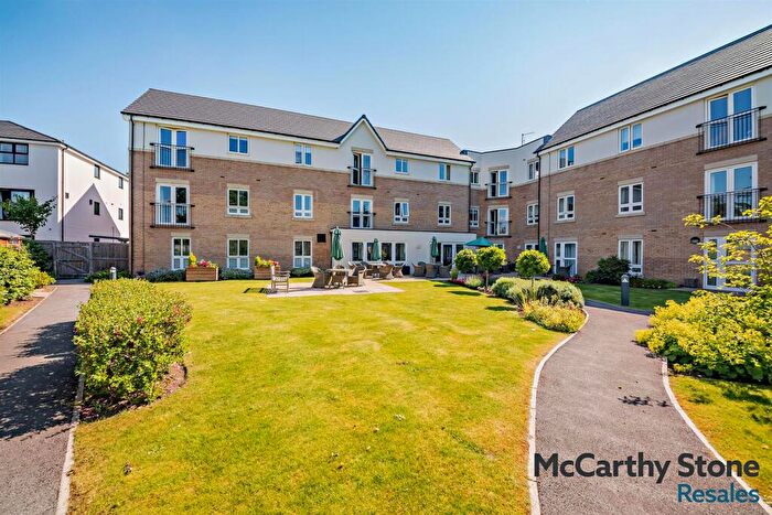 1 Bedroom Apartment For Sale In Matcham Grange, Wetherby Road, Harrogate, HG2