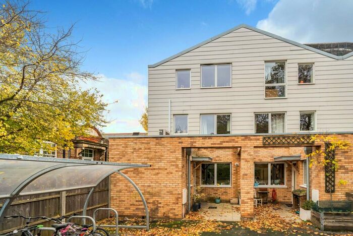 4 Bedroom Terraced House To Rent In Foundry Mews, Walthamstow, London, E17