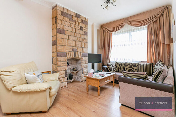 3 Bedroom Terraced House For Sale In Rosebery Avenue, London, N17