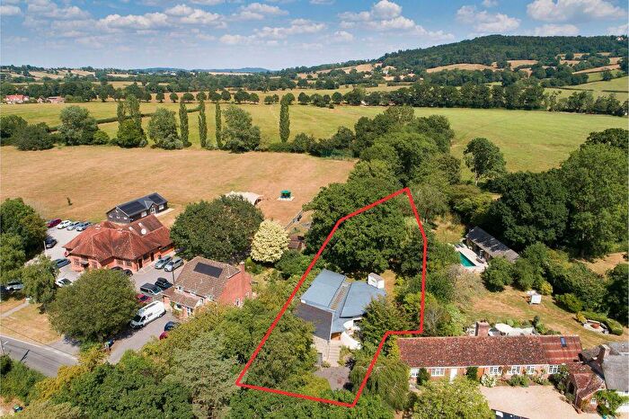 3 Bedroom Detached House For Sale In Motcombe, Shaftesbury, SP7