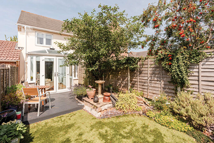 2 Bedroom End Of Terrace House For Sale In Bakers Ground, Stoke Gifford, Bristol, BS34