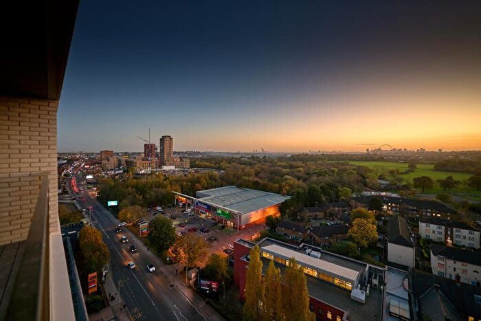 3 Bedroom Flat For Sale In Lindley House, Silkstream, Hendon, NW9