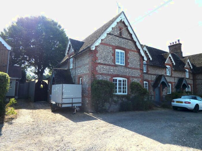 2 Bedroom End Of Terrace House To Rent In Old Alresford, Hampshire, SO24
