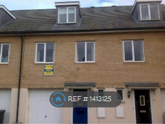 3 Bedroom Terraced House To Rent In Bank Avenue, Peterborough, PE7