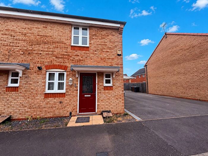 2 Bedroom End Of Terrace House For Sale In Lucius Close, North Hykeham, LN6