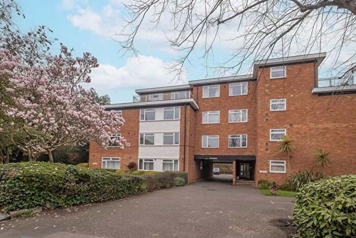 2 Bedroom Flat To Rent In Denmark Avenue, London, SW19