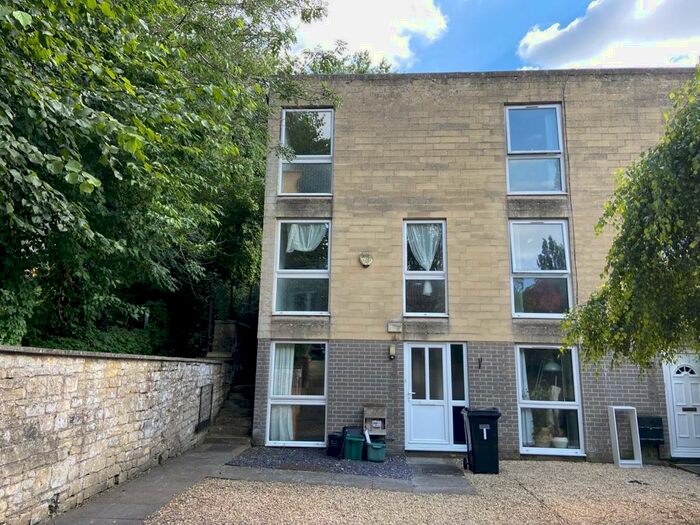 5 Bedroom End Of Terrace House To Rent In Alton Place, BA2