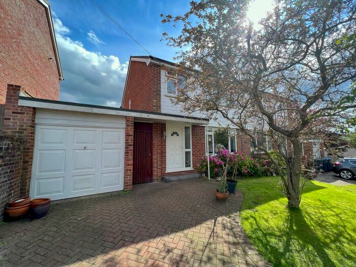3 Bedroom Semi-Detached House For Sale In Wordsworth Rise, East Grinstead, RH19