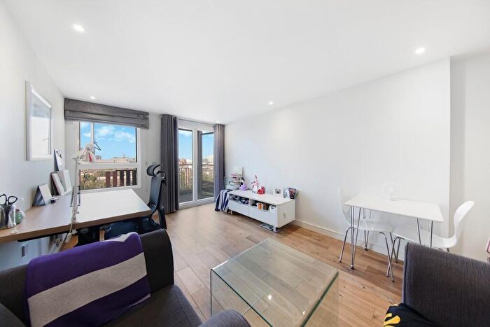 1 Bedroom Apartment For Sale In Seren Park Gardens Greenwich, SE3