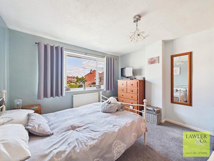 3 Bedroom Semi-Detached House For Sale In Bosden Avenue, Hazel Grove, Stockport, SK7