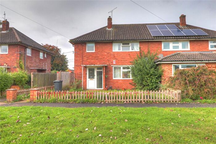 3 Bedroom Semi-Detached House For Sale In Broomfield, Elstead, Godalming, Surrey, GU8