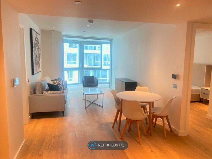 2 Bedroom Flat To Rent In Pico House, London, SW11