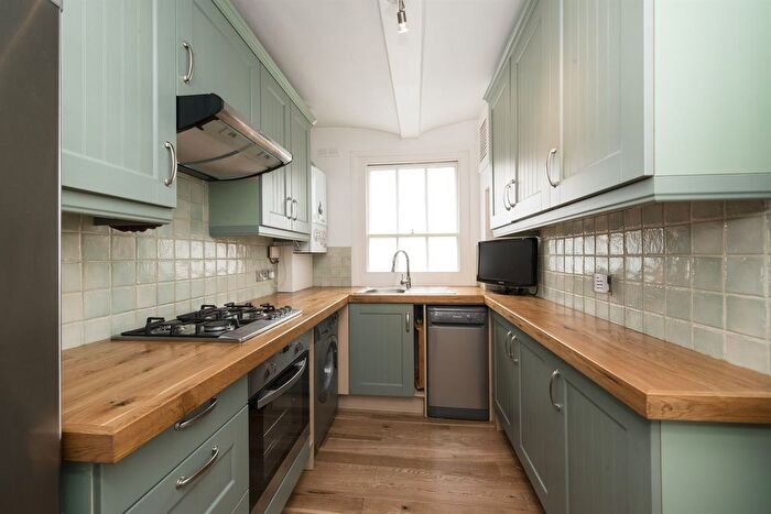 1 Bedroom Flat To Rent In Commercial Street, London, E1