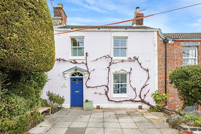 2 Bedroom Character Property For Sale In Woodstock Terrace, Uley, Dursley, GL11