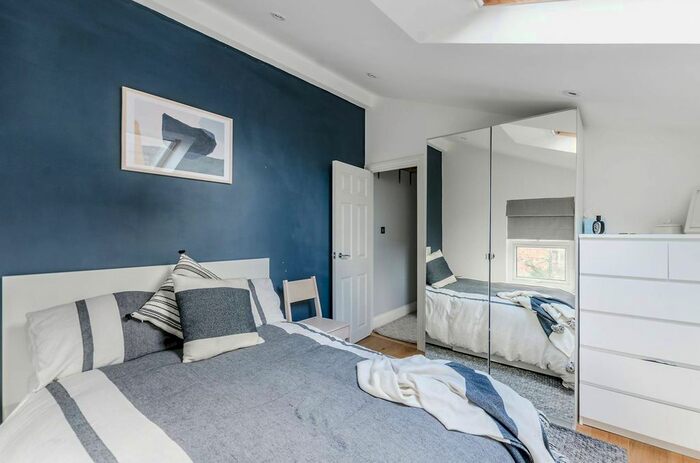 1 Bedroom Flat For Sale In East Dulwich Grove, East Dulwich, London, SE22