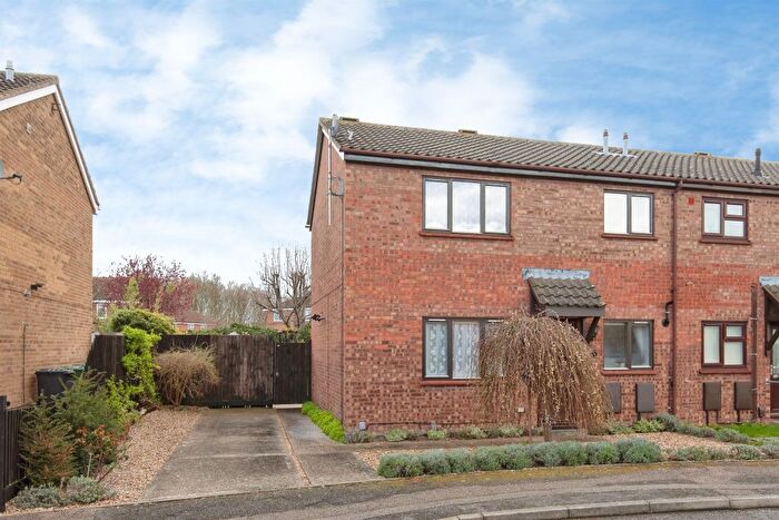 3 Bedroom Semi-Detached House For Sale In Bramley Avenue, Melbourn, Royston, SG8