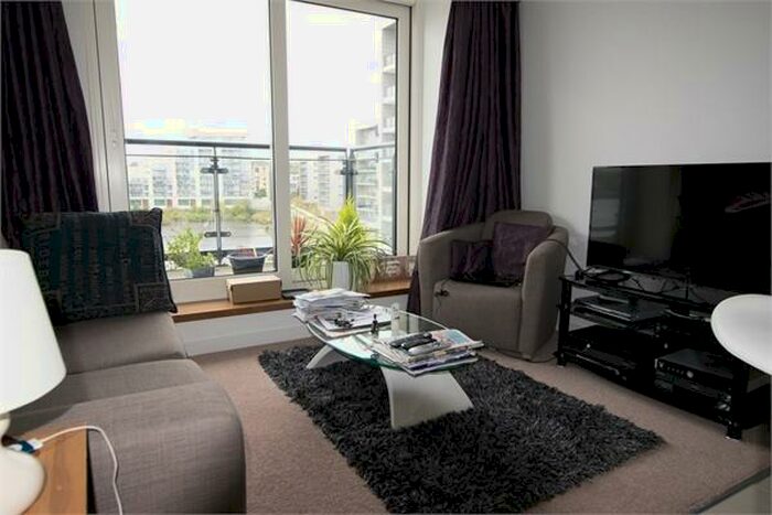 2 Bedroom Apartment To Rent In Pendeen House, Prospect Place, Cardiff, CF11