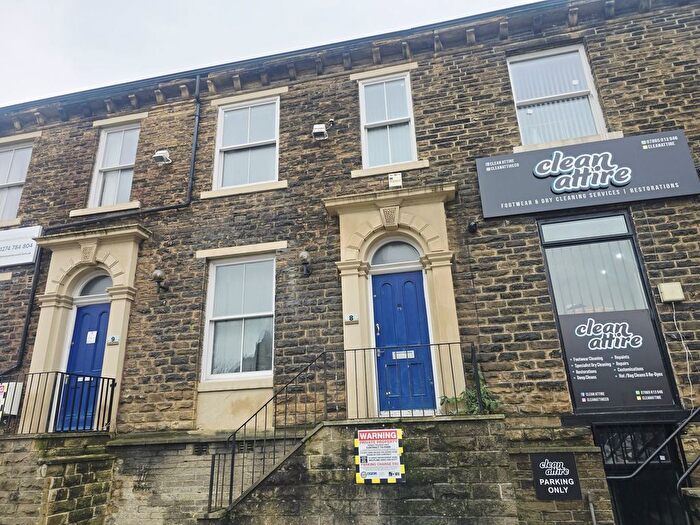 Property To Rent In Southbrook Terrace, Bradford, BD7