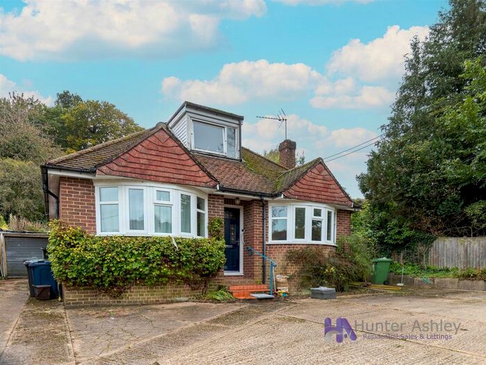 4 Bedroom Detached House To Rent In Marlow Bottom, Marlow, SL7