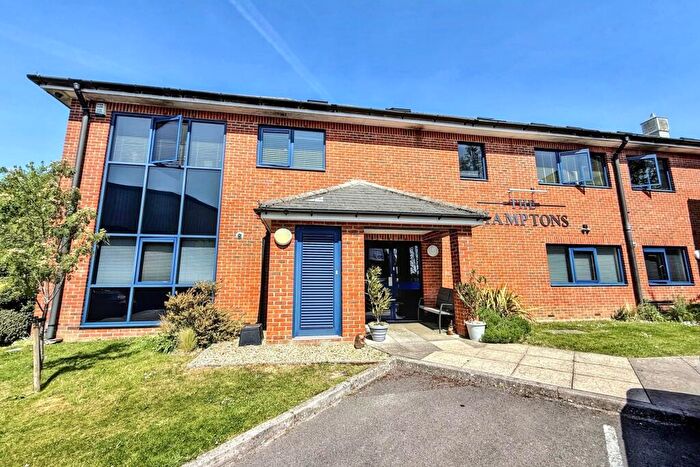 1 Bedroom Flat For Sale In Fordingbridge, SP6