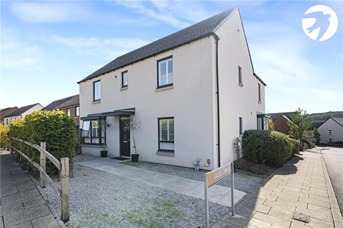 4 Bedroom Detached House For Sale In Giles Drive, Castle Hill, Ebbsfleet Garden City, Kent, DA10