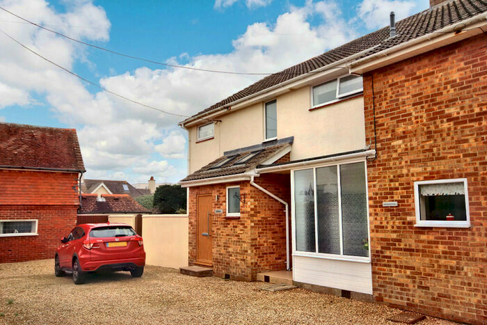 2 Bedroom Maisonette To Rent In Pless Road, Milford On Sea, SO41
