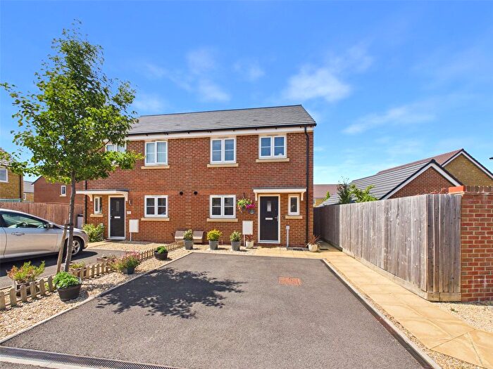 3 Bedroom Semi-Detached House For Sale In Poppy Drive, Bishops Cleeve, Cheltenham, Gloucestershire, GL52