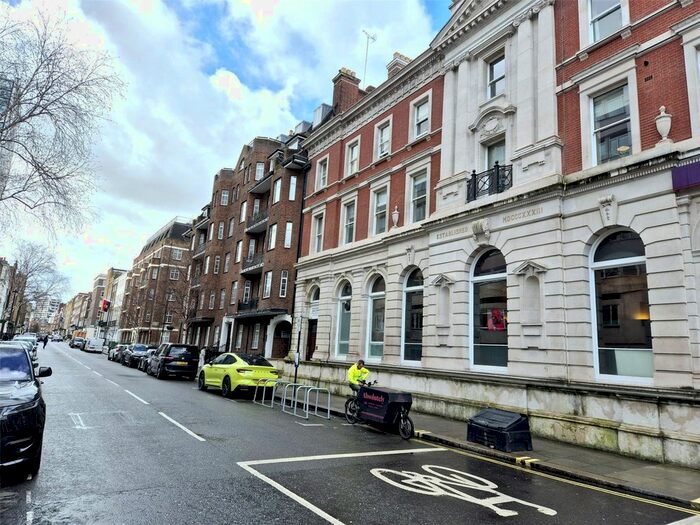 3 Bedroom Flat To Rent In Dorset Street, Marylebone, London, W1U