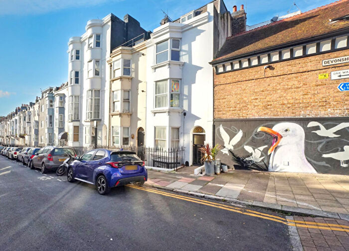 2 Bedroom Apartment For Sale In Devonshire Place, Brighton, BN2