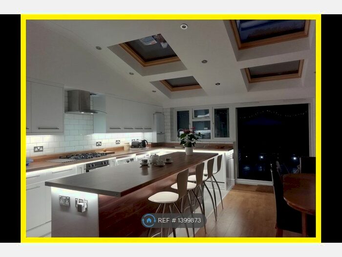 5 Bedroom Terraced House To Rent In Links Road, London, SW17