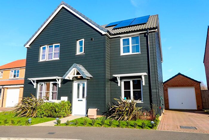 5 Bedroom Detached House For Sale In Hodgson Avenue, Leiston, IP16