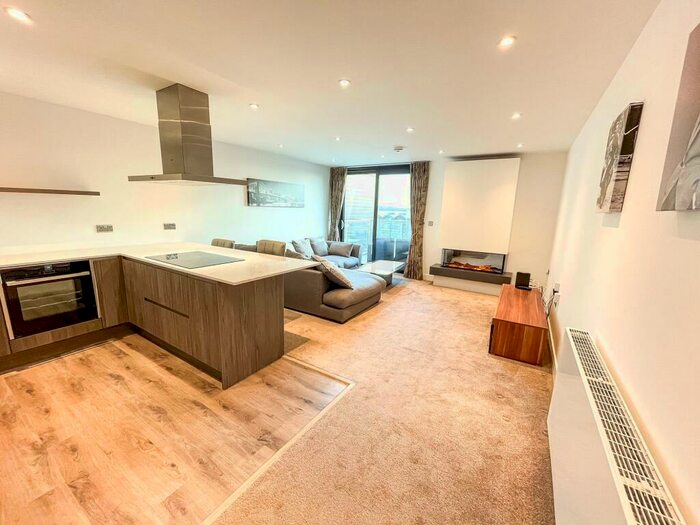 2 Bedroom Penthouse To Rent In Brayford Wharf North, Lincoln, LN1