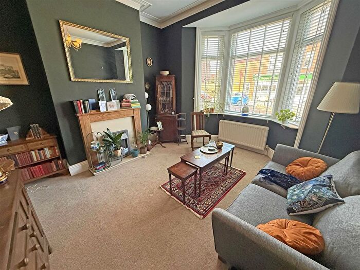 3 Bedroom Property For Sale In Queen Alexandra Road, North Shields, NE29