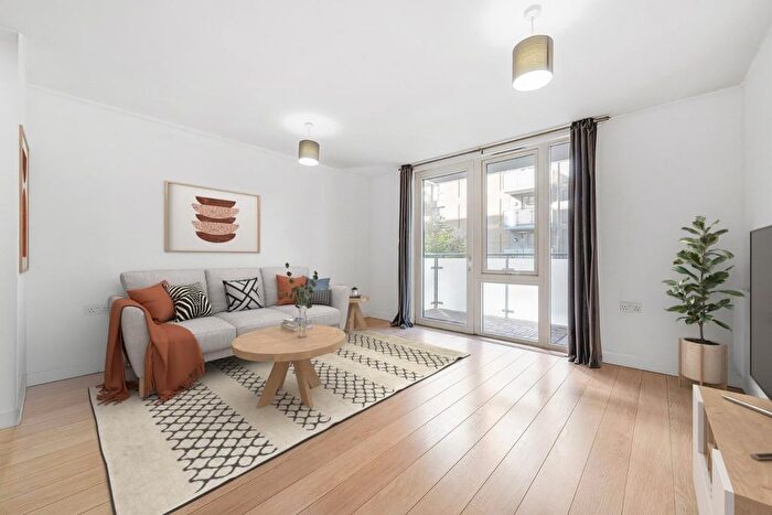 1 Bedroom Flat For Sale In Robsart Street, SW9