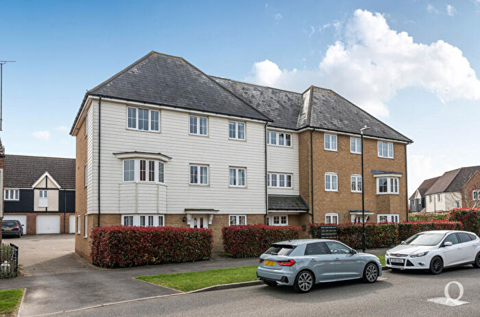 2 Bedroom Apartment For Sale In Crossways, Sittingbourne, Kent, ME10