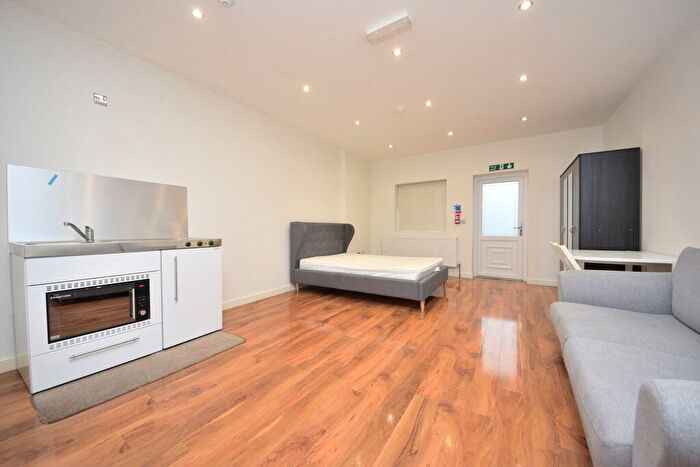 Studio To Rent In Longwood Gardens, Ilford, IG5