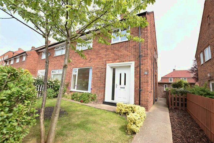 3 Bedroom Semi-Detached House To Rent In Stanks Parade, Leeds, West Yorkshire, LS14