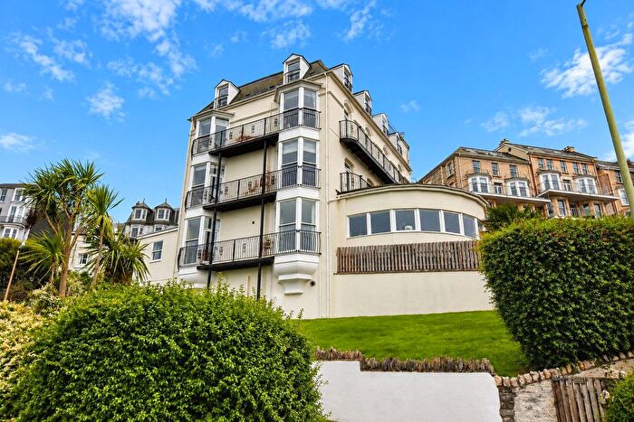 2 Bedroom Flat For Sale In Sommers Crescent, Ilfracombe, EX34