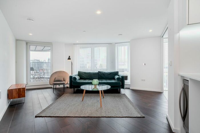 2 Bedroom Flat To Rent In Eagle Point, City Road, London, EC1V