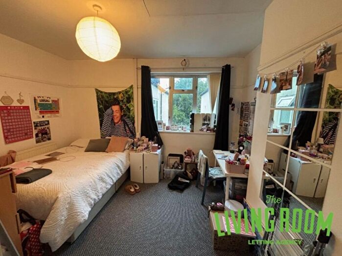 6 Bedroom House To Rent In Senghennydd Road, Cathays, Cardiff, CF24