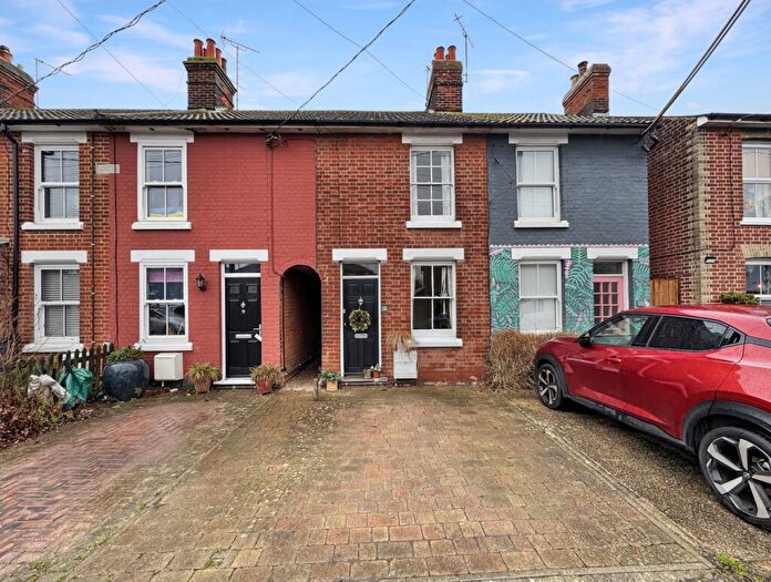 2 Bedroom Cottage For Sale In The Cross, Wivenhoe, Colchester, CO7