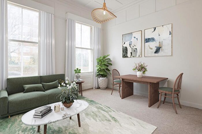 Studio To Rent In Norfolk Terrace, Brighton, BN1